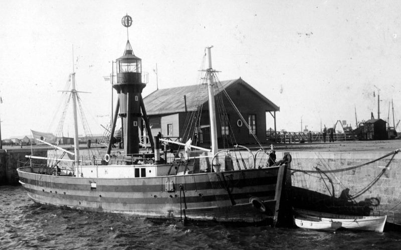 22 de noviembre efemérides sobre los faros (1ª parte)