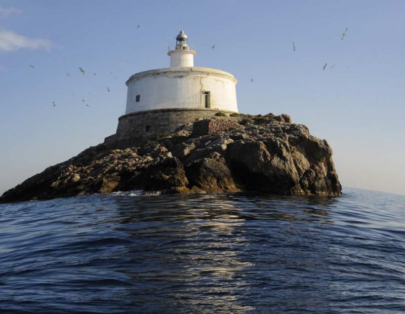 14 de octubre efemérides sobre los faros (2ª parte)
