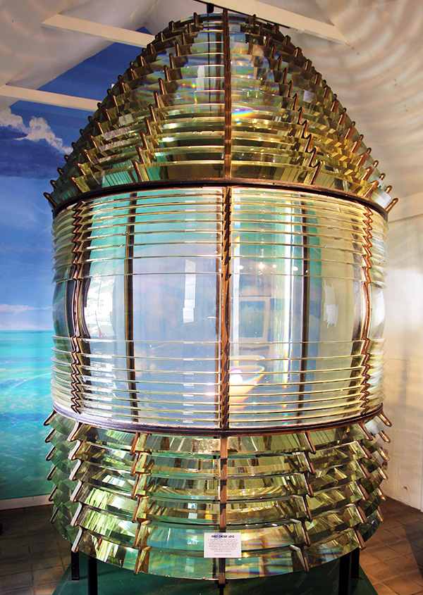 Los cristales de una Fresnel. «Sueños de un Farero» por Jordi de Mallorca (4ª parte)