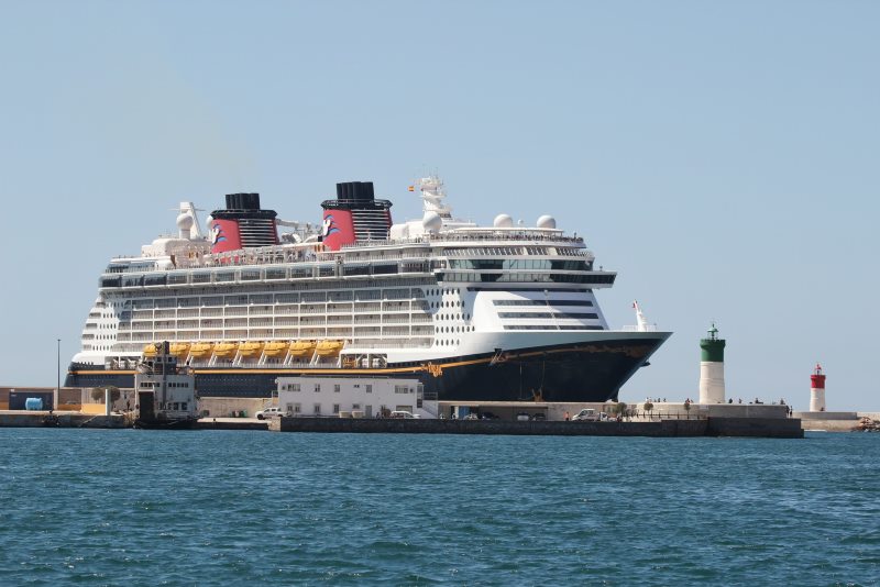 “Disney Dream” en Cartagena por Miguel Egea
