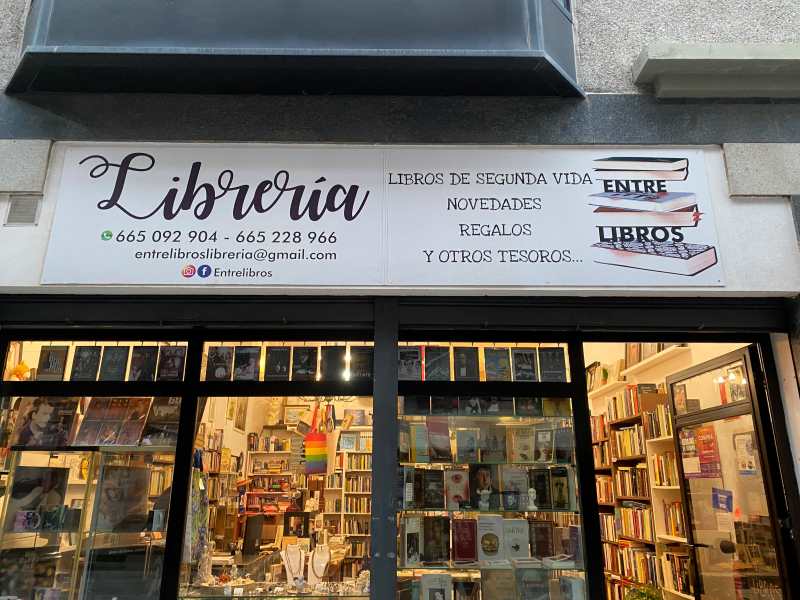 La farola que ilumina «Entrelibros»