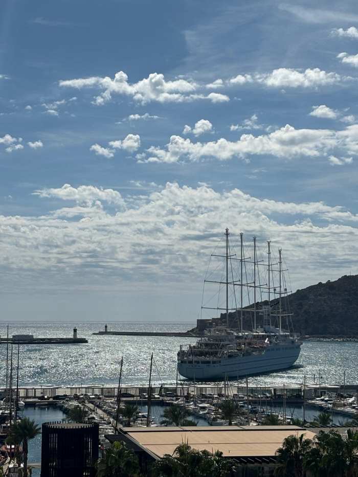 El -Club Med 2- zarpa de Cartagena por Carlota Vidal