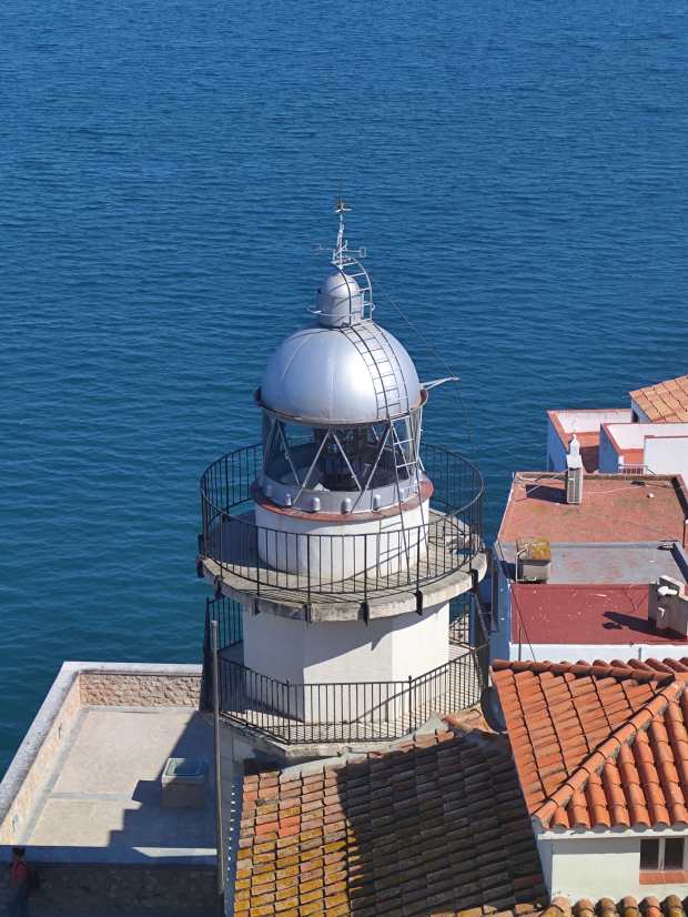 Escapada al faro de Peñíscola por José Vidal